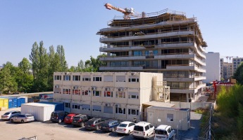 Komplexné 3 poschodové zázemie stavby kancelárskeho komplexu